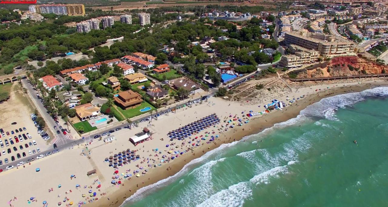 2-Bedroom And Living Room Apartment Near Campoamor Beach מראה חיצוני תמונה