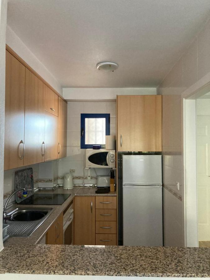 2-Bedroom And Living Room Apartment Near Campoamor Beach מראה חיצוני תמונה