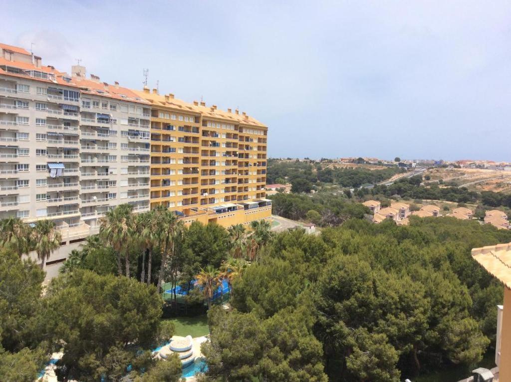 2-Bedroom And Living Room Apartment Near Campoamor Beach מראה חיצוני תמונה
